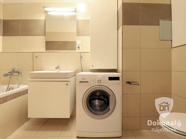 Pronájem bytu 2+kk 63 m² - foto 6