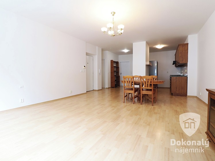 Pronájem bytu 3+kk 79 m² - foto 1