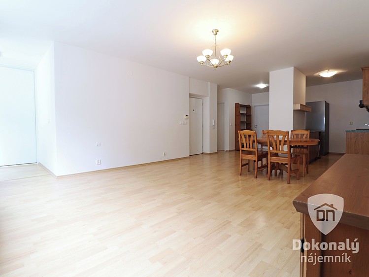 Pronájem bytu 3+kk 79 m² - foto 5