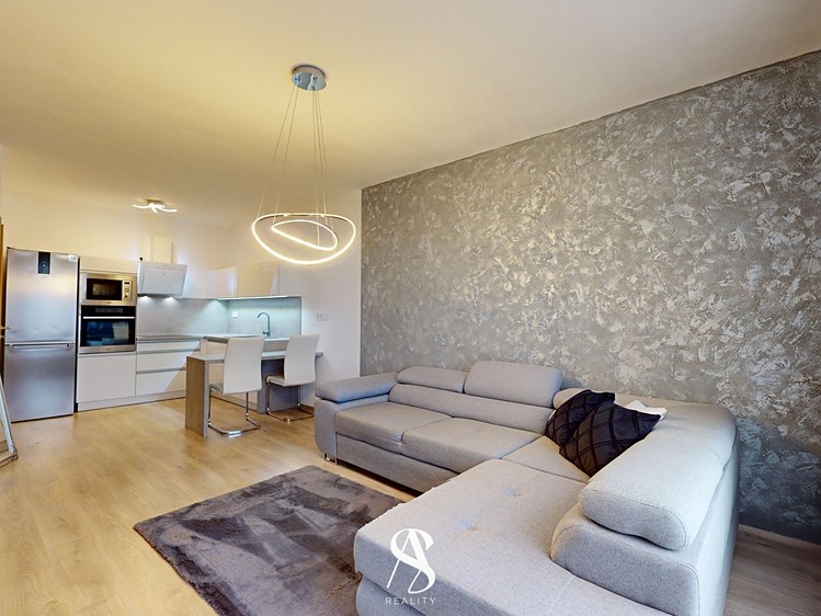 Pronájem bytu 2+kk 54 m² - foto 2