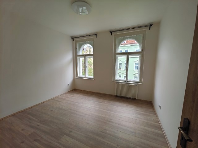 Pronájem bytu 2+1 68 m² - foto 7