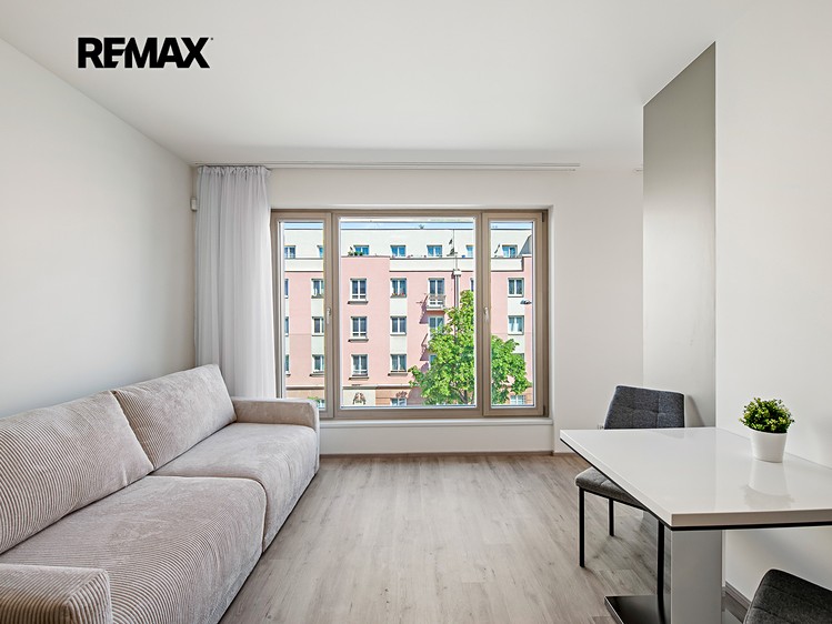 Pronájem bytu 1+kk 36 m² - foto 2