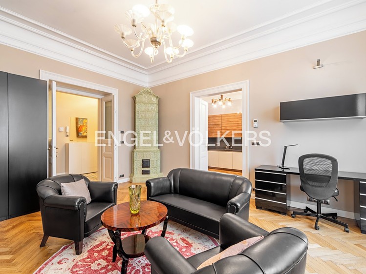 Pronájem bytu 2+1 73 m² - foto 2