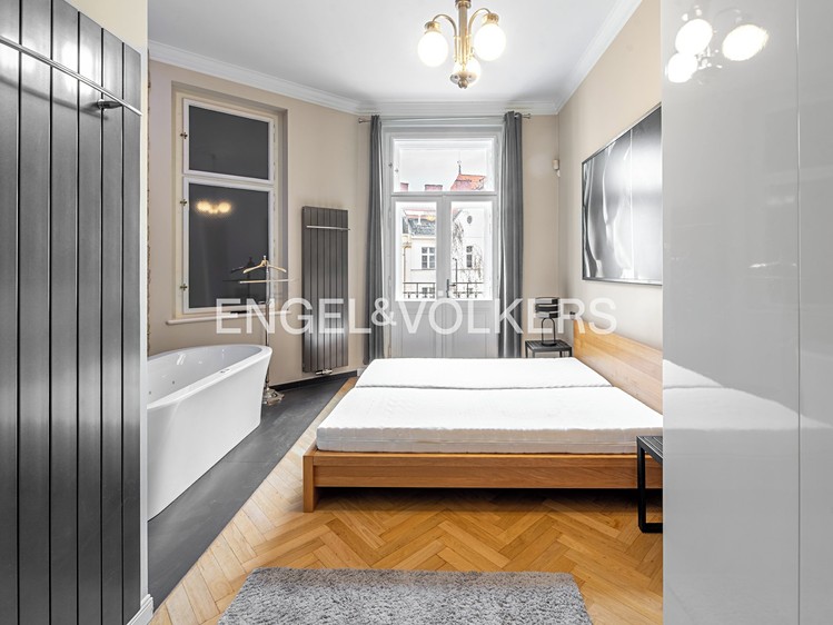 Pronájem bytu 2+1 73 m² - foto 5