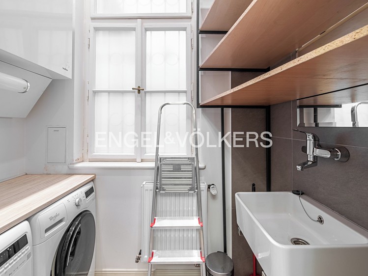 Pronájem bytu 2+1 73 m² - foto 8