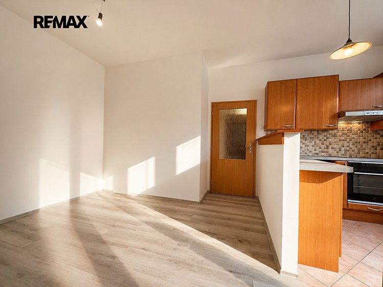 Pronájem bytu 2+kk 41 m² - foto 1