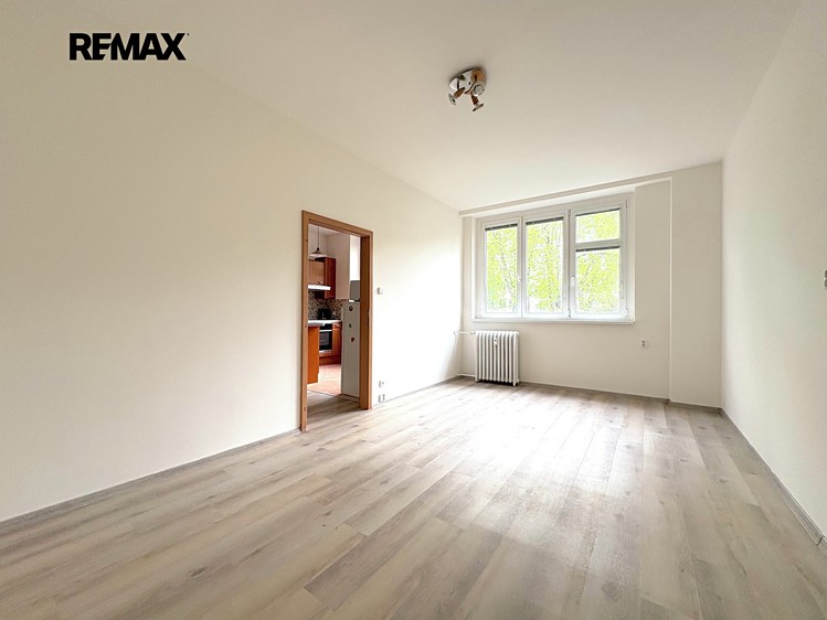 Pronájem bytu 2+kk 41 m² - foto 6