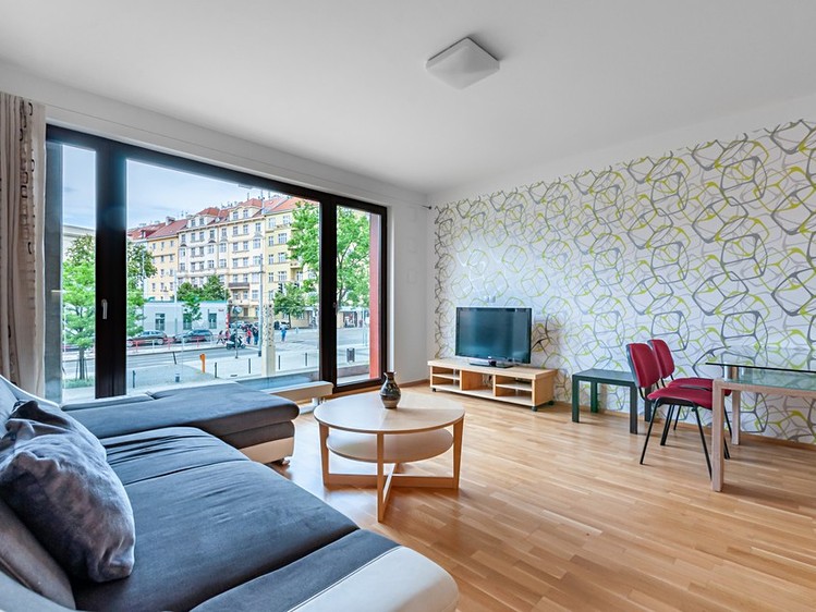 Pronájem bytu 2+kk 76 m² - foto 8