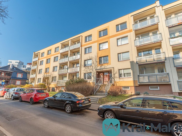 Pronájem bytu 1+1 34 m² - foto 1