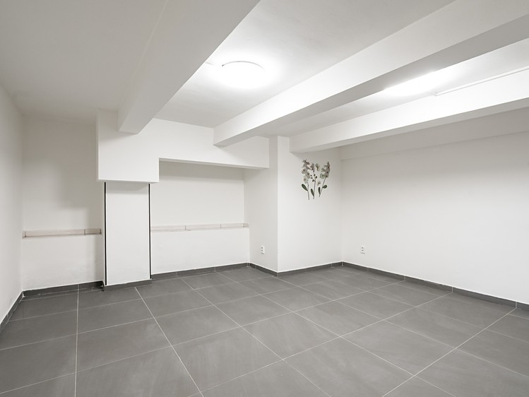 Pronájem bytu 3+1 77 m² - foto 6