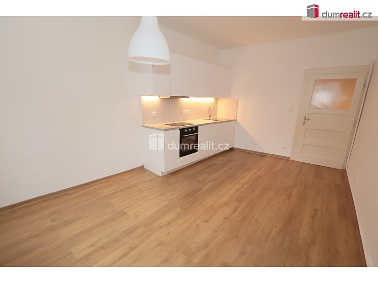 Pronájem bytu 2+kk 57 m² - foto 4