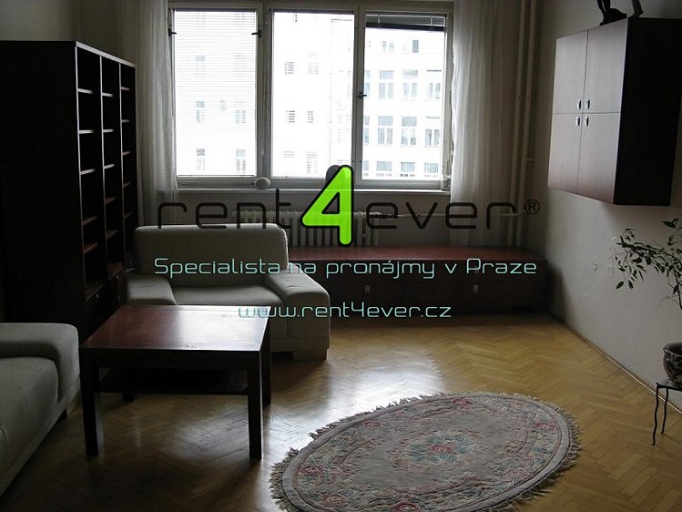 Pronájem bytu 2+1 68 m² - foto 1