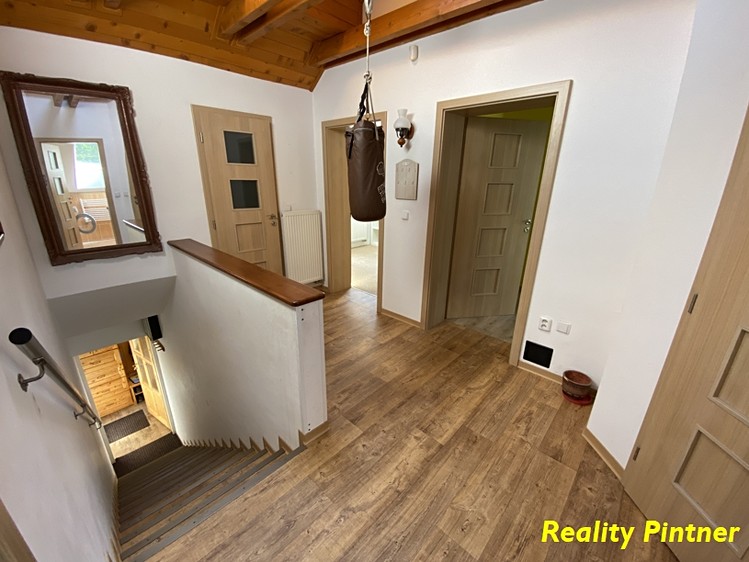Pronájem bytu 3+kk 100 m² - foto 5