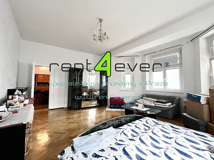 Pronájem bytu 3+1 92 m² - foto 4