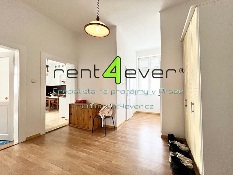 Pronájem bytu 3+1 92 m² - foto 6