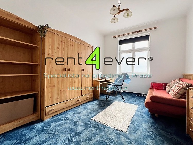 Pronájem bytu 3+1 92 m² - foto 8