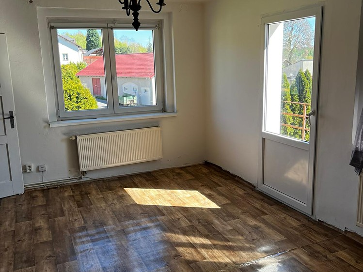 Pronájem bytu 3+1 85 m² (Jednopodlažní) - foto 2
