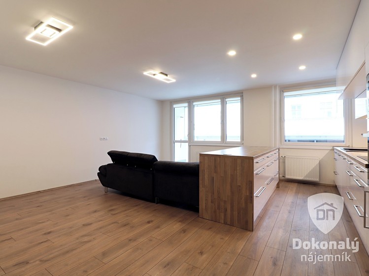 Pronájem bytu 3+kk 76 m² - foto 4