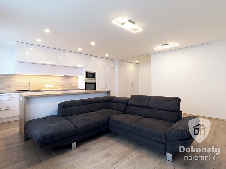 Pronájem bytu 3+kk 76 m² - foto 5