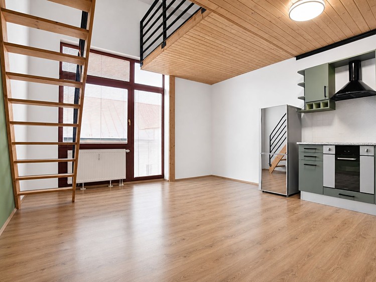 Pronájem bytu 2+kk 45 m² - foto 1