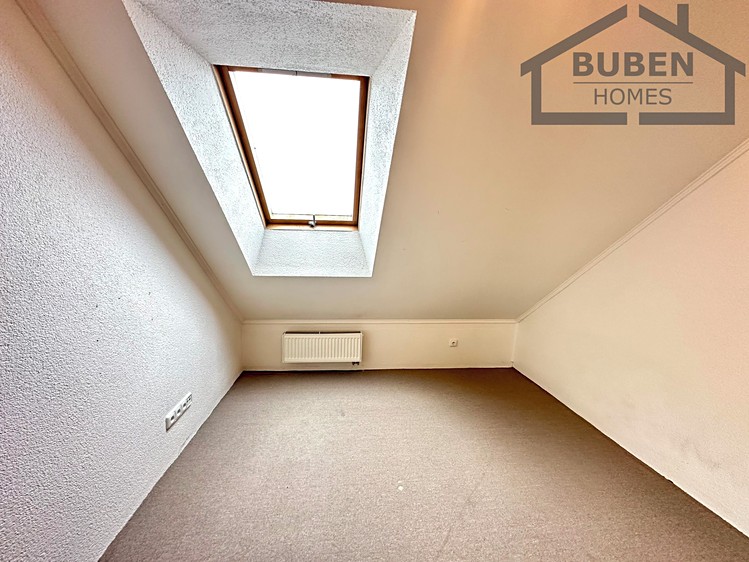 Pronájem bytu 2+kk 75 m² (Podkrovní) - foto 6