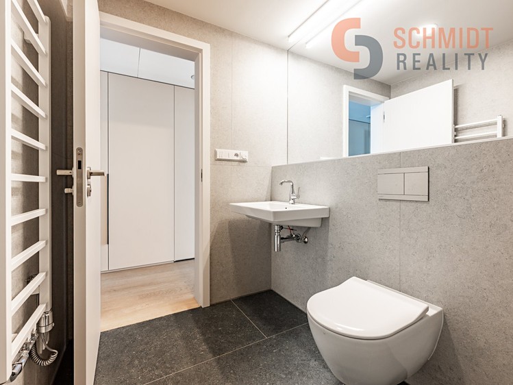Pronájem bytu 2+kk 58 m² - foto 5