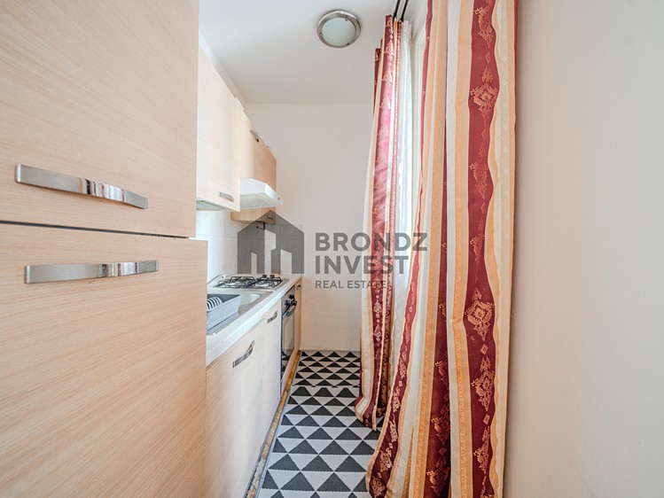 Pronájem bytu 4+kk 90 m² (Jednopodlažní) - foto 8