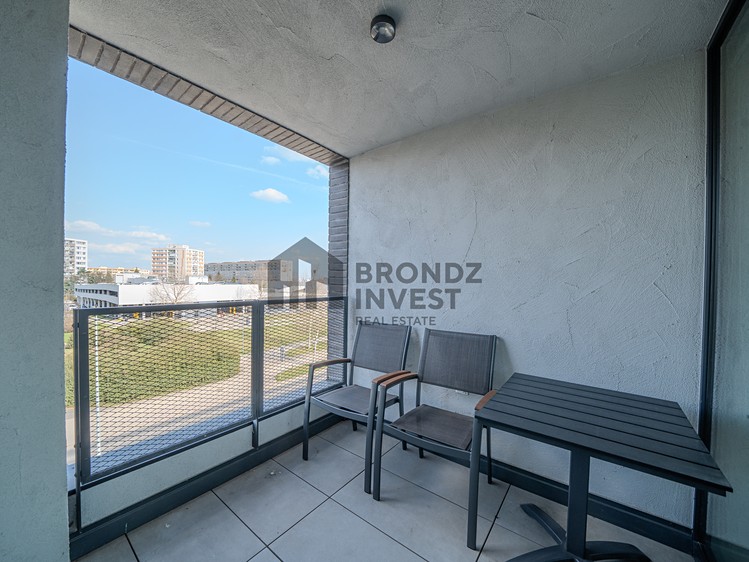 Pronájem bytu 2+kk 65 m² (Jednopodlažní) - foto 7