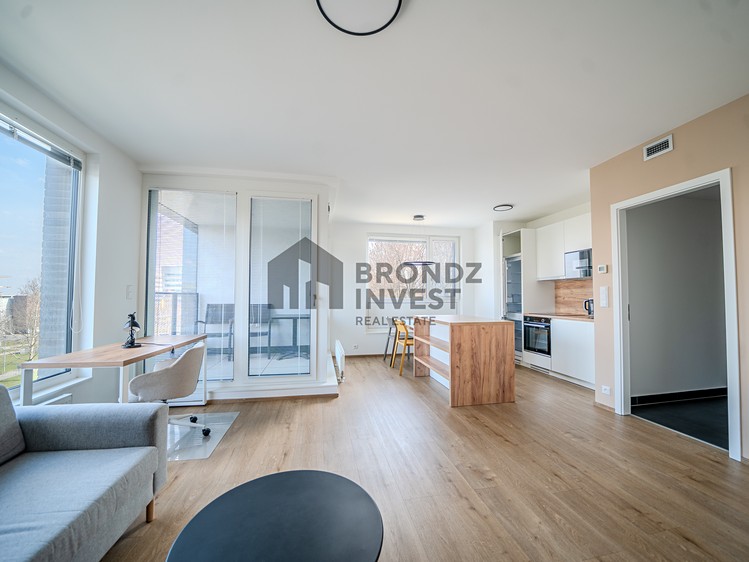Pronájem bytu 2+kk 65 m² (Jednopodlažní) - foto 6