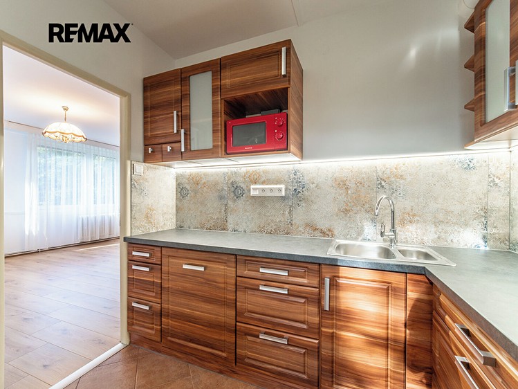 Pronájem bytu 3+1 67 m² - foto 1