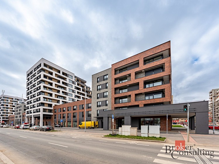 Pronájem bytu 1+kk 42 m² - foto 1