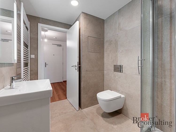 Pronájem bytu 1+kk 42 m² - foto 6