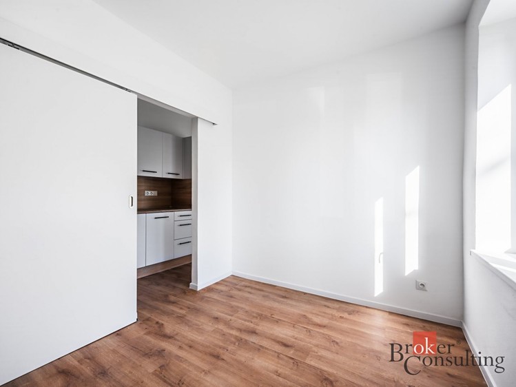 Pronájem bytu 2+kk 37 m² - foto 4