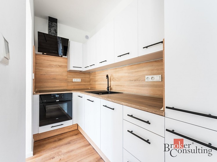 Pronájem bytu 2+kk 37 m² - foto 2