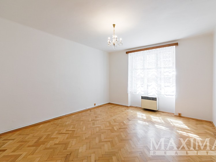 Pronájem bytu 1+1 60 m² - foto 5