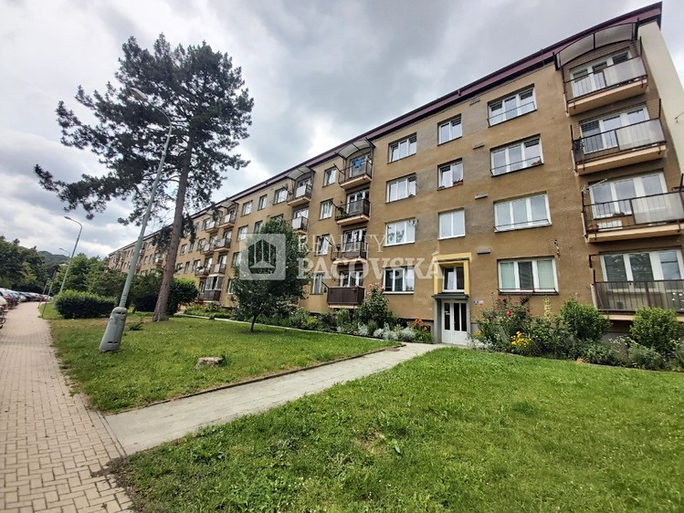 Pronájem bytu 2+1 51 m² - foto 1