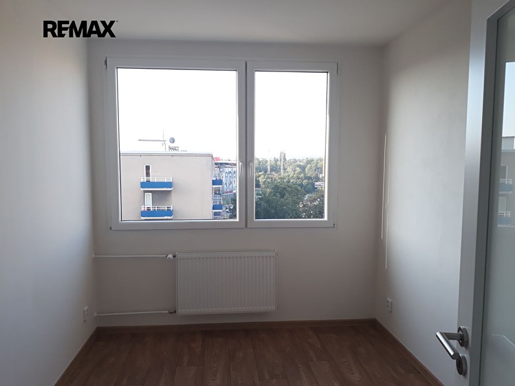 Pronájem bytu 2+kk 39 m² (Jednopodlažní) - foto 6