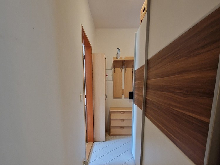 Pronájem bytu 1+kk 27 m² (Jednopodlažní) - foto 6