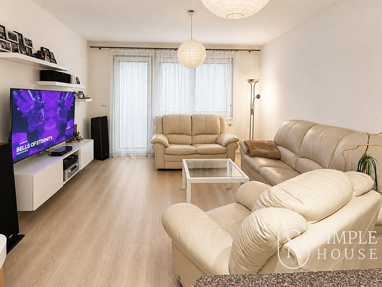Pronájem bytu 3+kk 78 m² - foto 3
