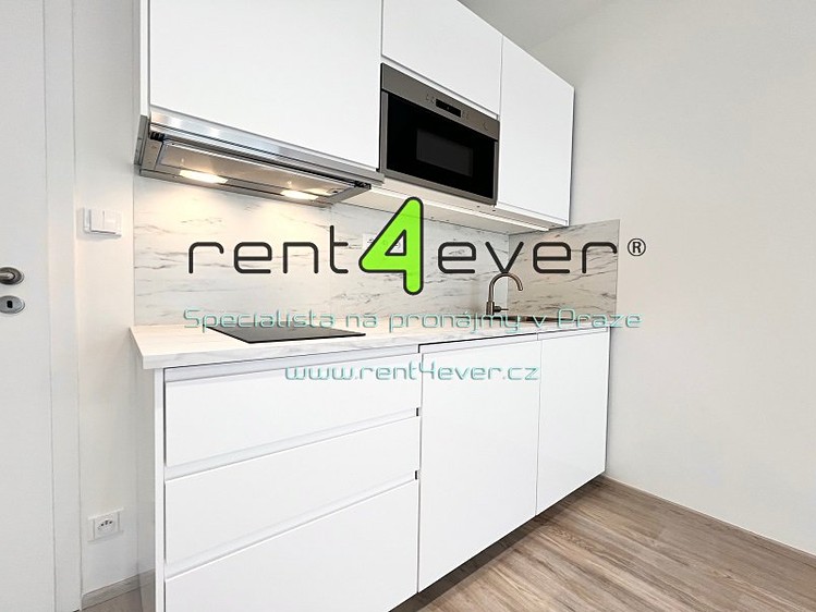 Pronájem bytu 1+kk 27 m² - foto 4