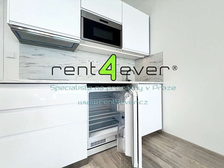 Pronájem bytu 1+kk 27 m² - foto 5