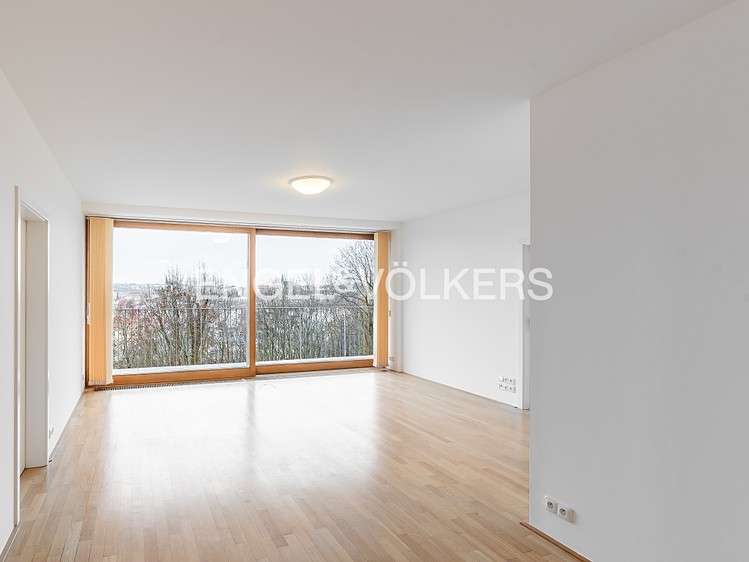 Pronájem bytu 4+kk 101 m² - foto 4