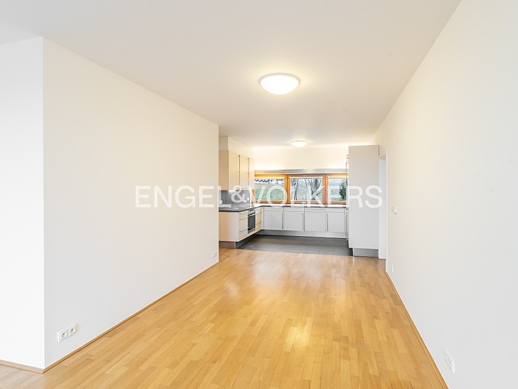 Pronájem bytu 4+kk 101 m² - foto 8