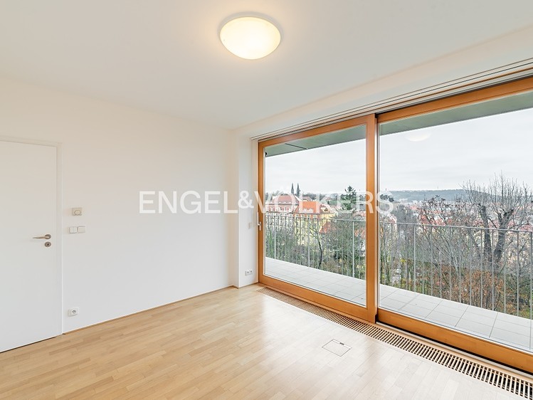 Pronájem bytu 4+kk 101 m² - foto 6