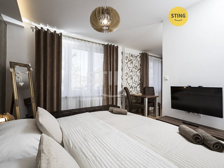 Pronájem bytu 1+kk 26 m² - foto 1