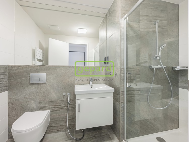 Pronájem bytu 2+kk 43 m² - foto 4