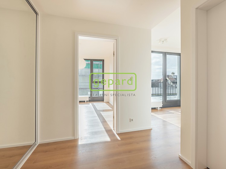 Pronájem bytu 2+kk 43 m² - foto 8