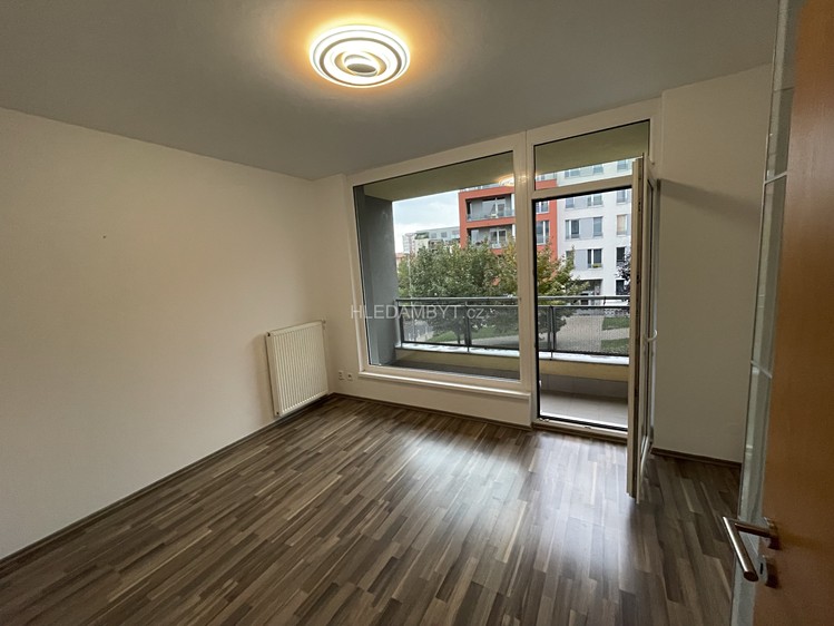 Pronájem bytu 2+kk 58 m² - foto 7