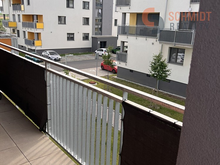 Pronájem bytu 2+kk 67 m² - foto 4