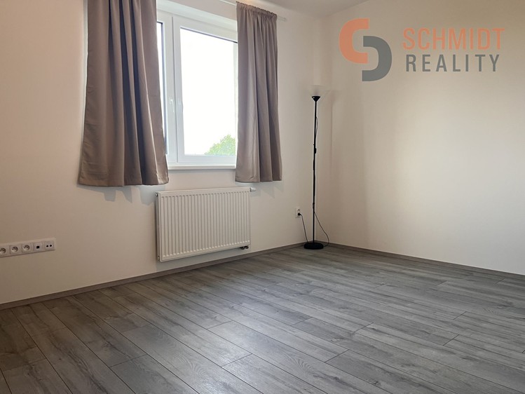 Pronájem bytu 2+kk 67 m² - foto 8